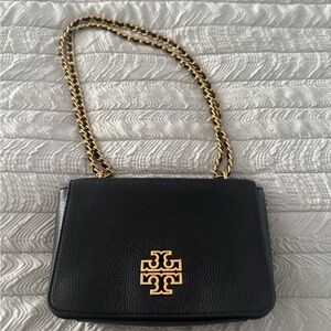 Black Leather Chain Shoulder Bag